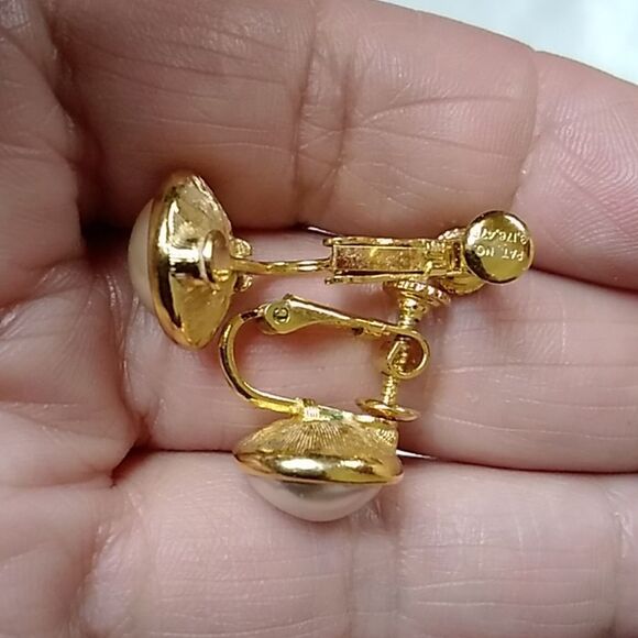Vintage Napier Earrings Clip - Picture 5 of 5